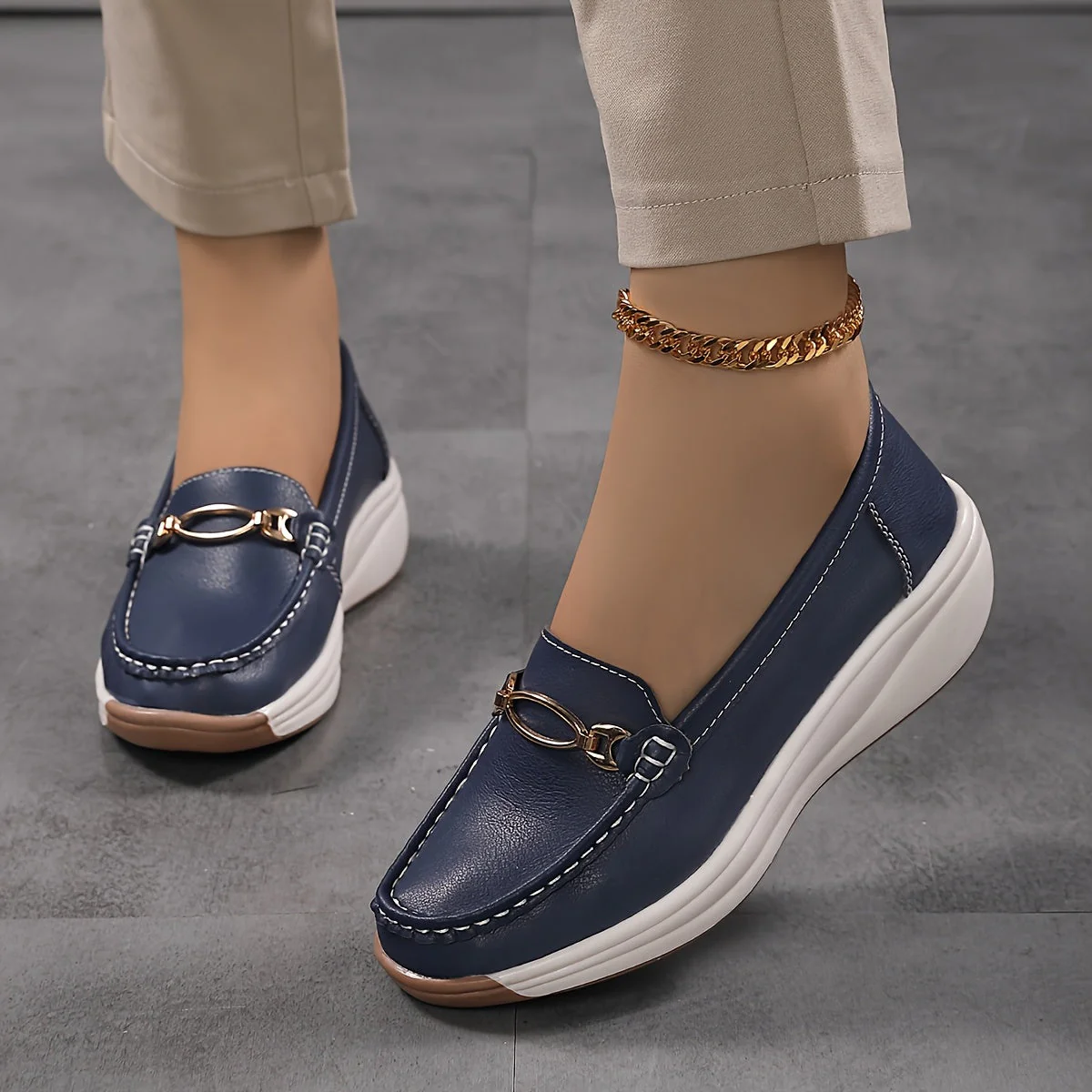 Mocassins compensés élégants pour femme style décontracté chic - Image 3