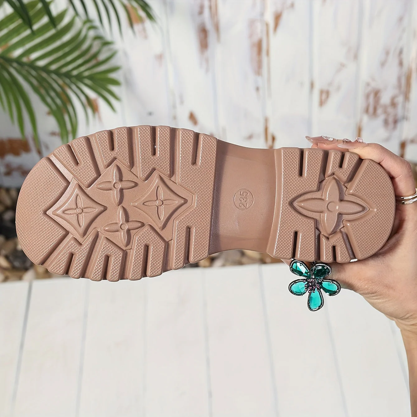 Mocassins élégants pour femme à chaîne dorée style preppy – Slip-on confort urbain - Image 7