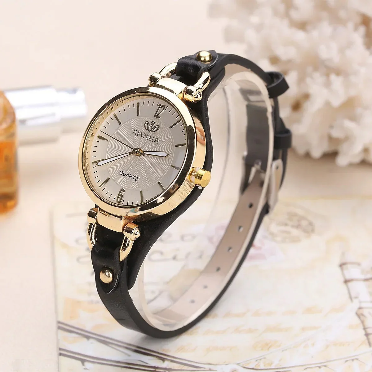 Montre élégante vintage pour femme style classique quotidien et soirée - Image 7