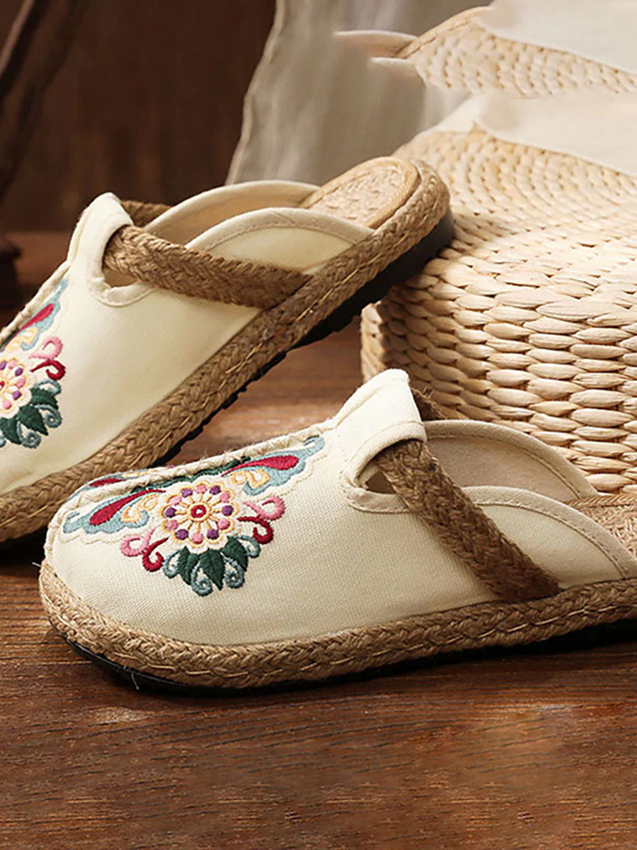 Mules brodées traditionnelles femme style ethnique – Chaussures confort élégantes pour intérieur ou extérieur - Image 4