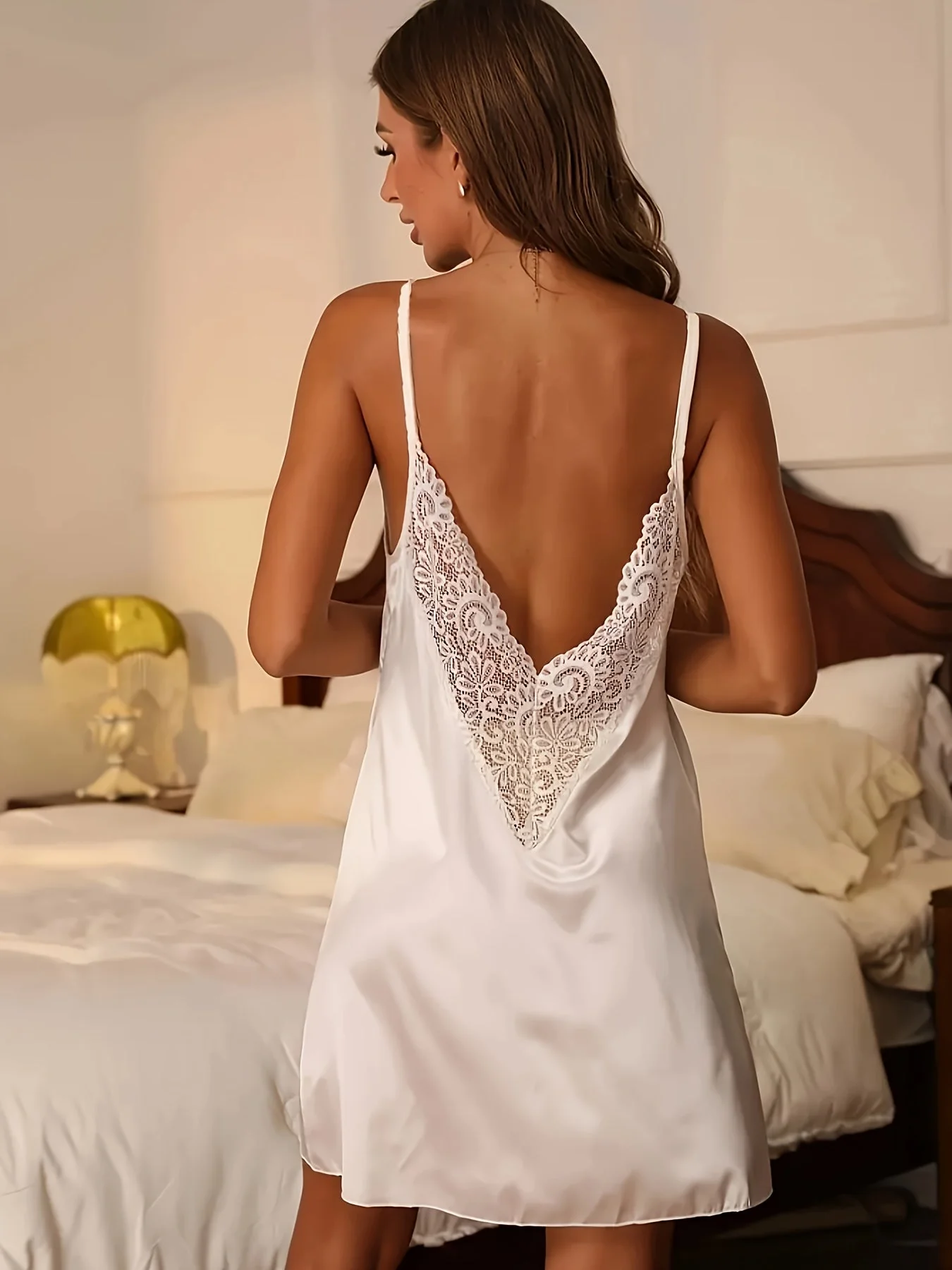 Nuisette Femme Décolleté Dos Dentelle Style Sexy pour Nuit Romantique et Détente - Image 6
