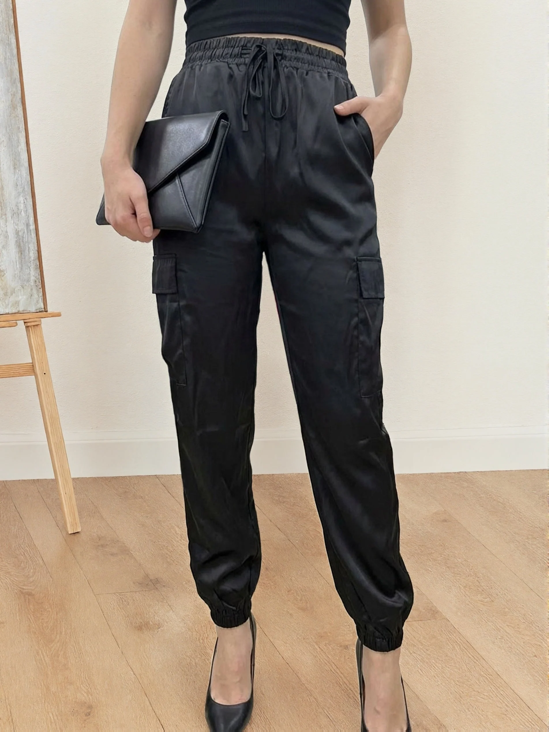Pantalon cargo style jogger femme coupe décontractée pour look urbain chic - Image 3