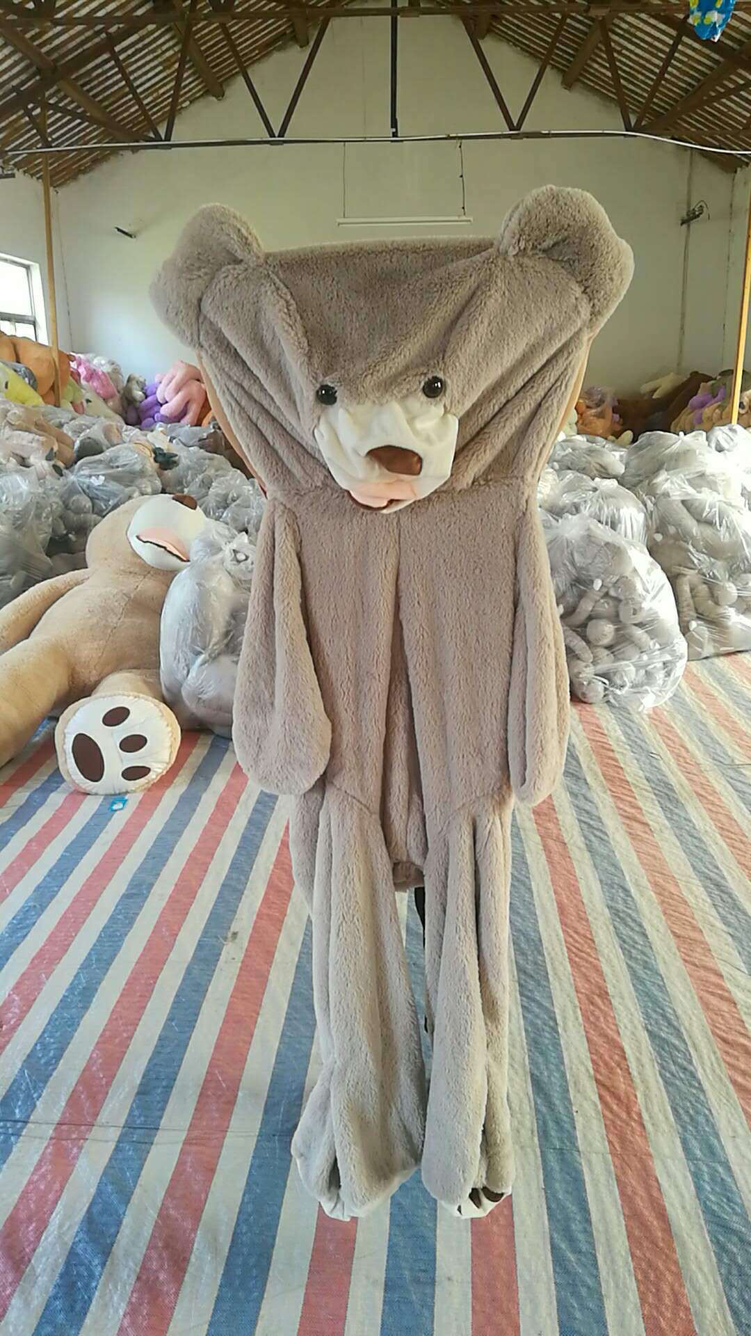 Peluche Géante Ours en Peluche pour Enfants et Décoration Intérieure - Image 6