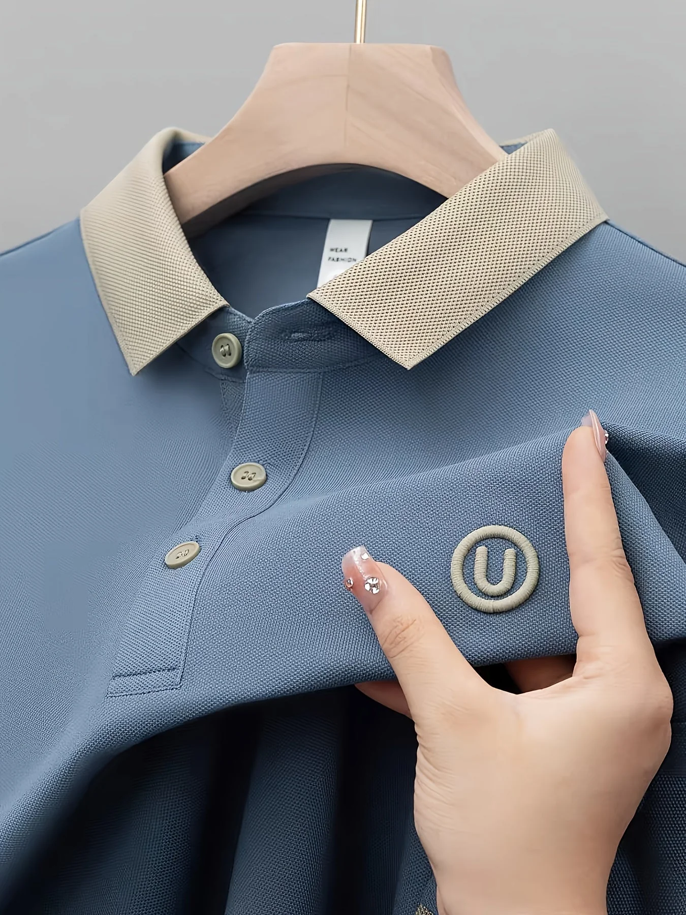 Polo décontracté pour homme à col contrasté et logo brodé – style moderne et polyvalent - Image 2