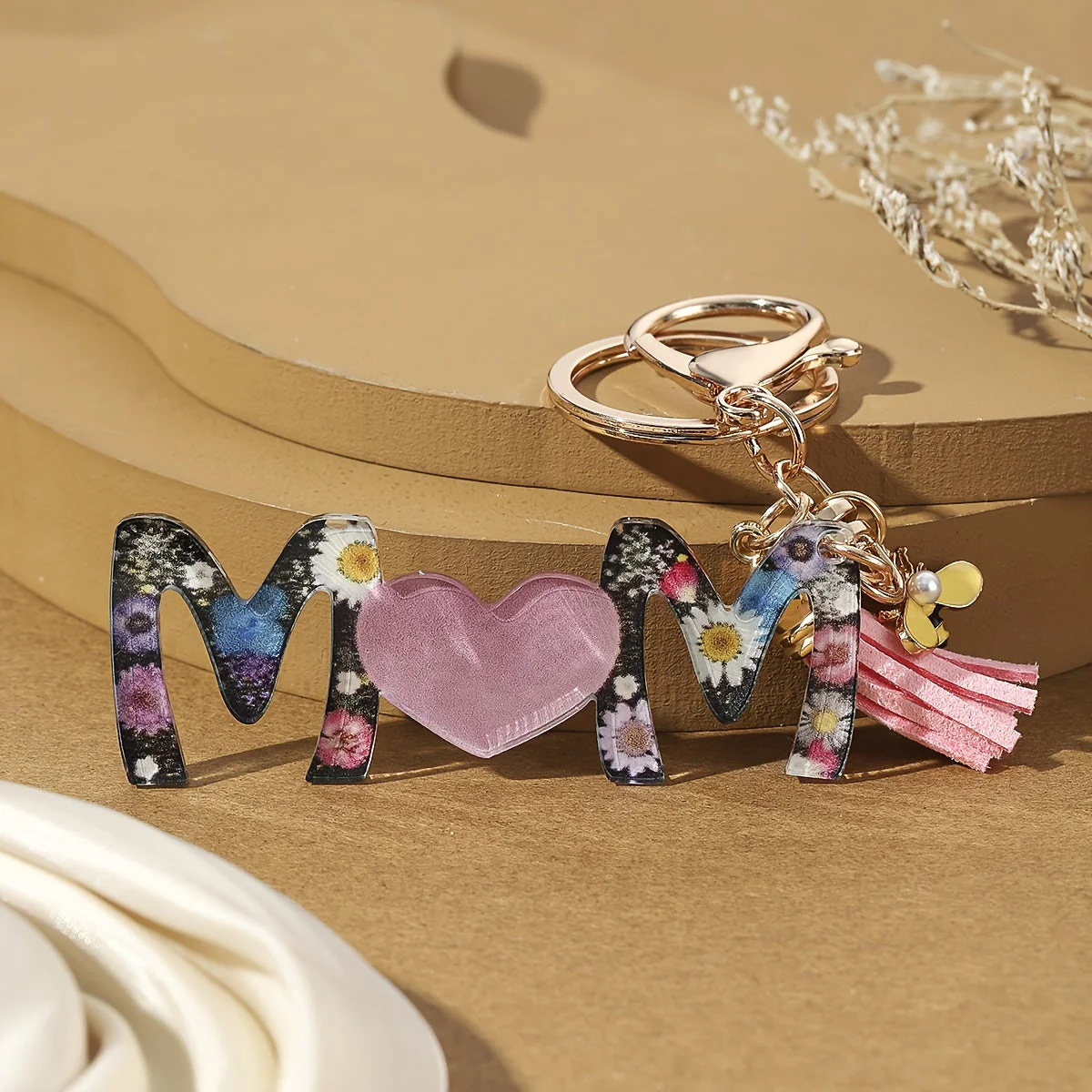 Porte-clés femme style tendance pour la fête des mères avec motif floral et cœur - Image 6