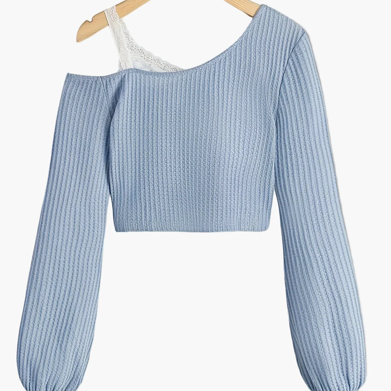 Pull court femme style asymétrique à épaule dénudée avec détail dentelle – Mode décontractée tendance - Image 6