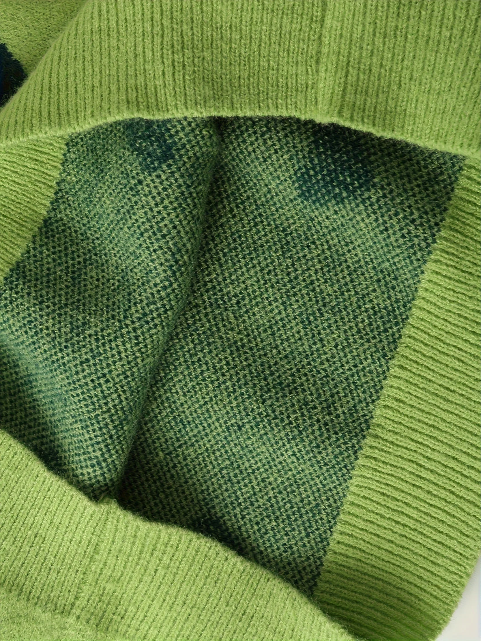 Pull décontracté à motif cœur pour femme, style automne-hiver, col montant tendance - Image 7
