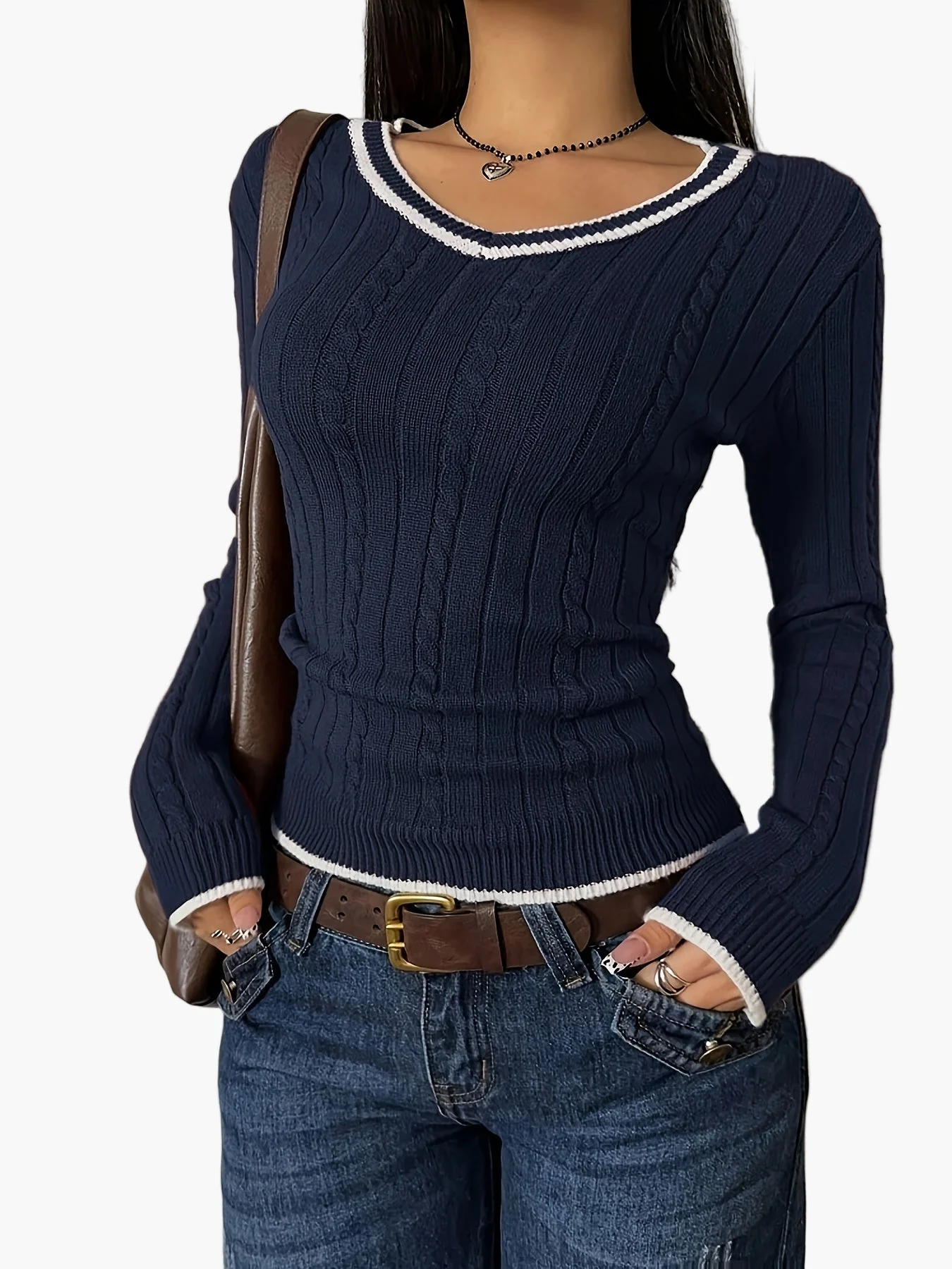 Pull femme col V à effet côtelé style casual chic - Image 5