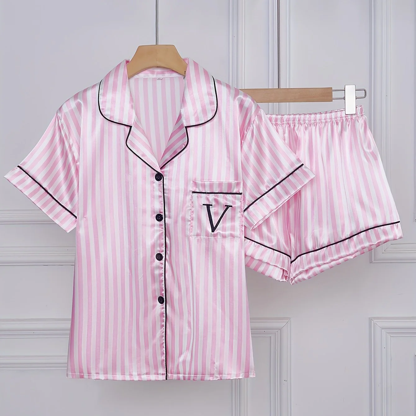 Pyjama court femme à rayures style classique pour la maison - ensemble chemise et short confortable - Image 11
