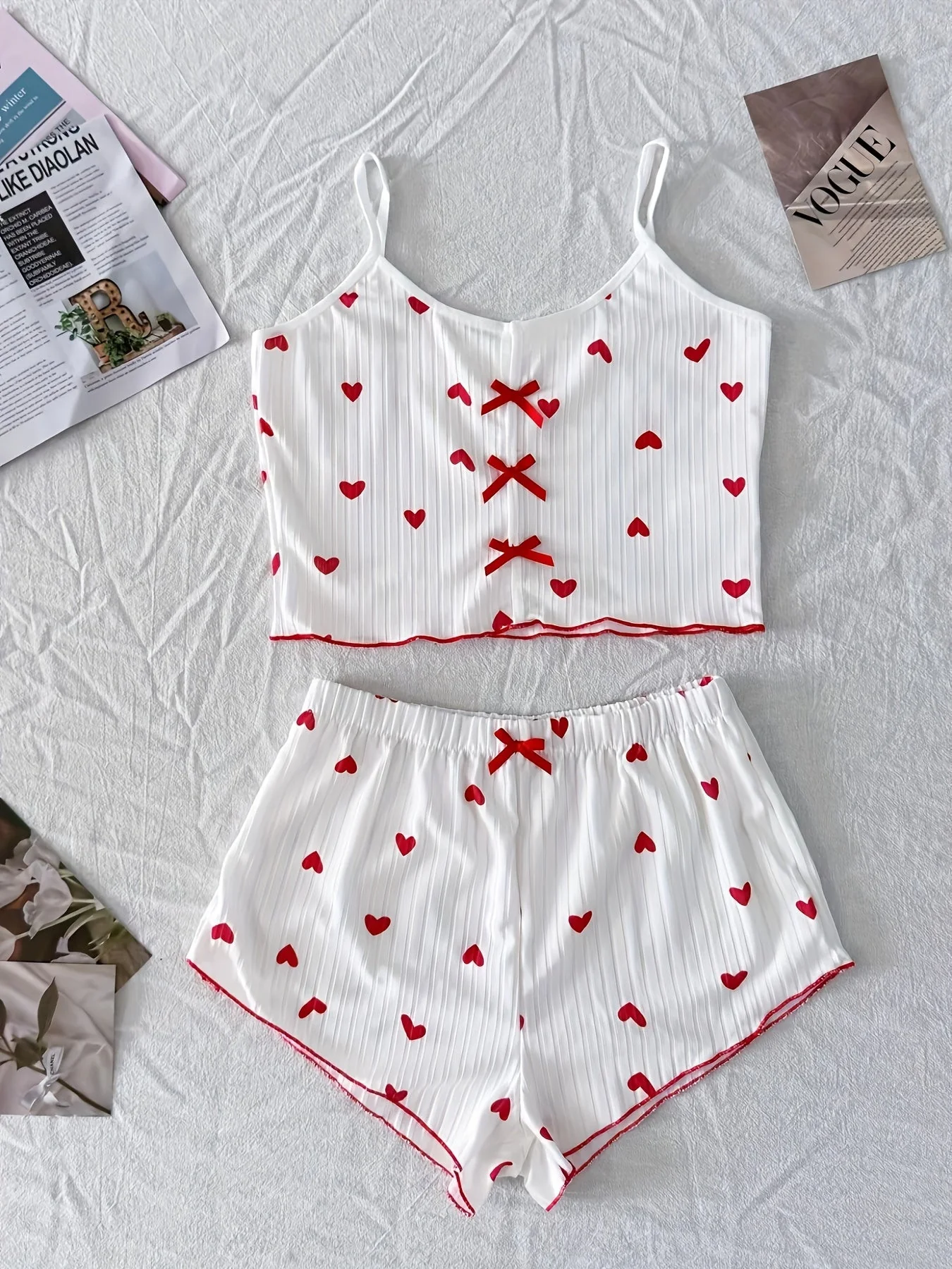 Pyjama d'été femme deux pièces style mignon à cœurs, ensemble débardeur et short, confortable pour la nuit - Image 2