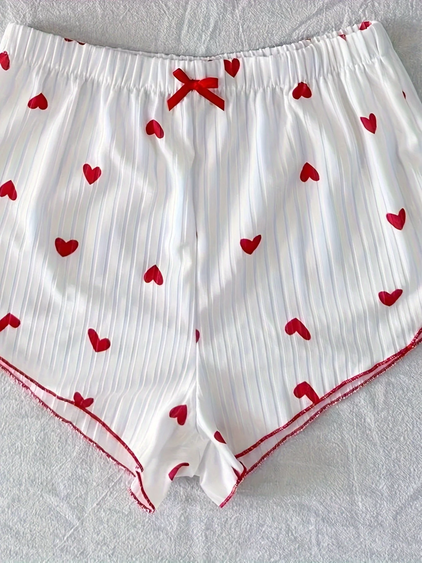 Pyjama d'été femme deux pièces style mignon à cœurs, ensemble débardeur et short, confortable pour la nuit - Image 7
