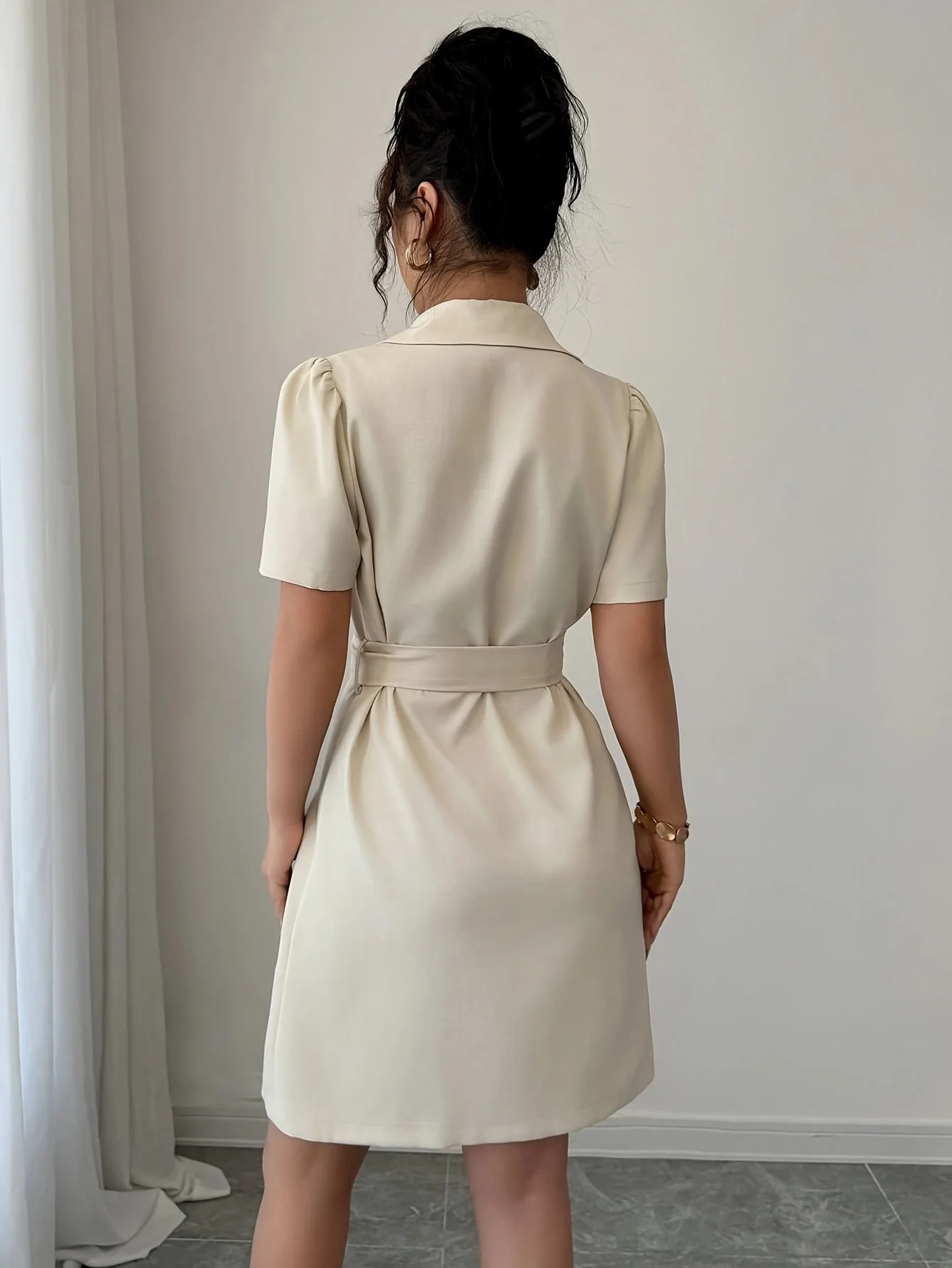 Robe blazer femme élégante à manches courtes style double boutonnage pour bureau et occasions spéciales - Image 4