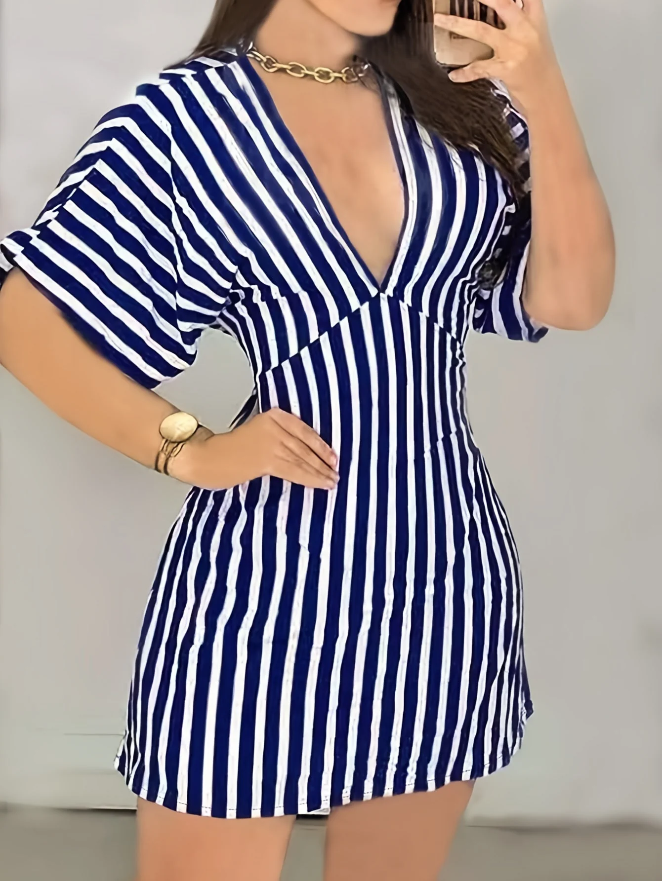 Robe Courte Femme à Rayures Style Sexy Dos Nu pour Printemps et Été - Image 2