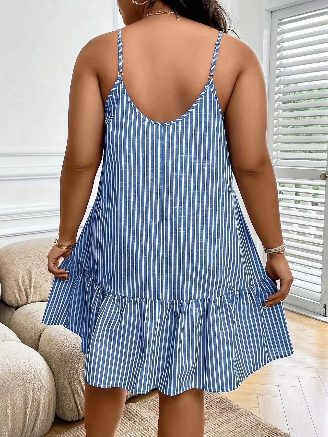 Robe décontractée pour femme à rayures, style ample, parfaite pour l'été et les sorties détente - Image 3