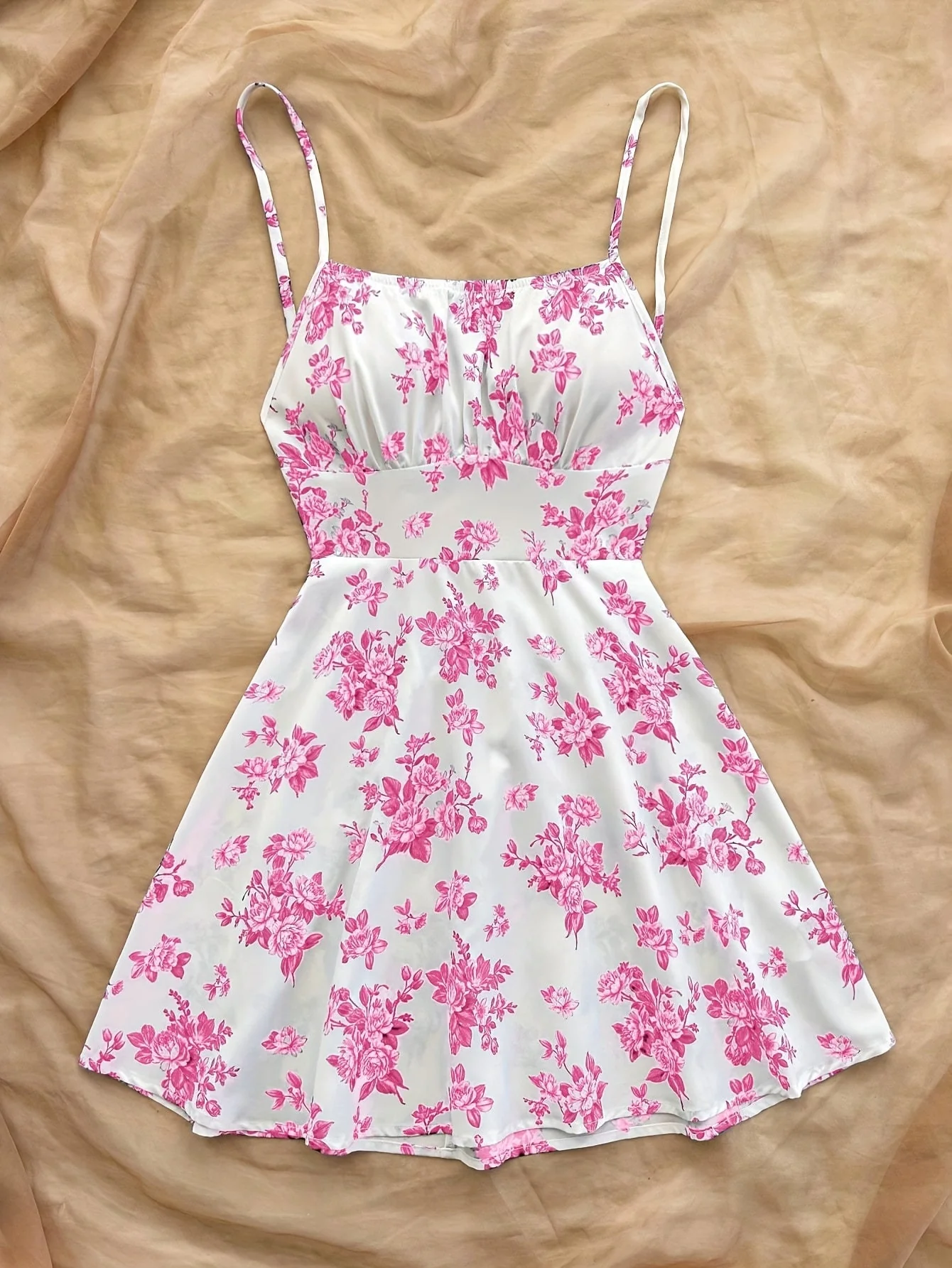 Robe d'été féminine style élégant à fleurs, coupe trapèze, usage quotidien ou occasion spéciale - Image 2