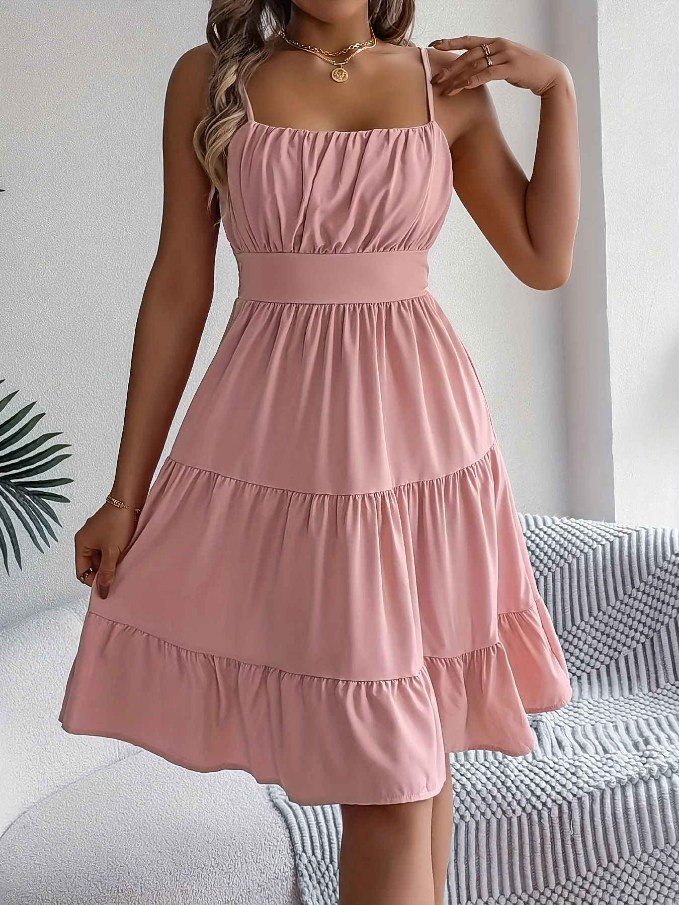 Robe d'été femme style décontracté à bretelles fines, volants, allure vacances - Image 10