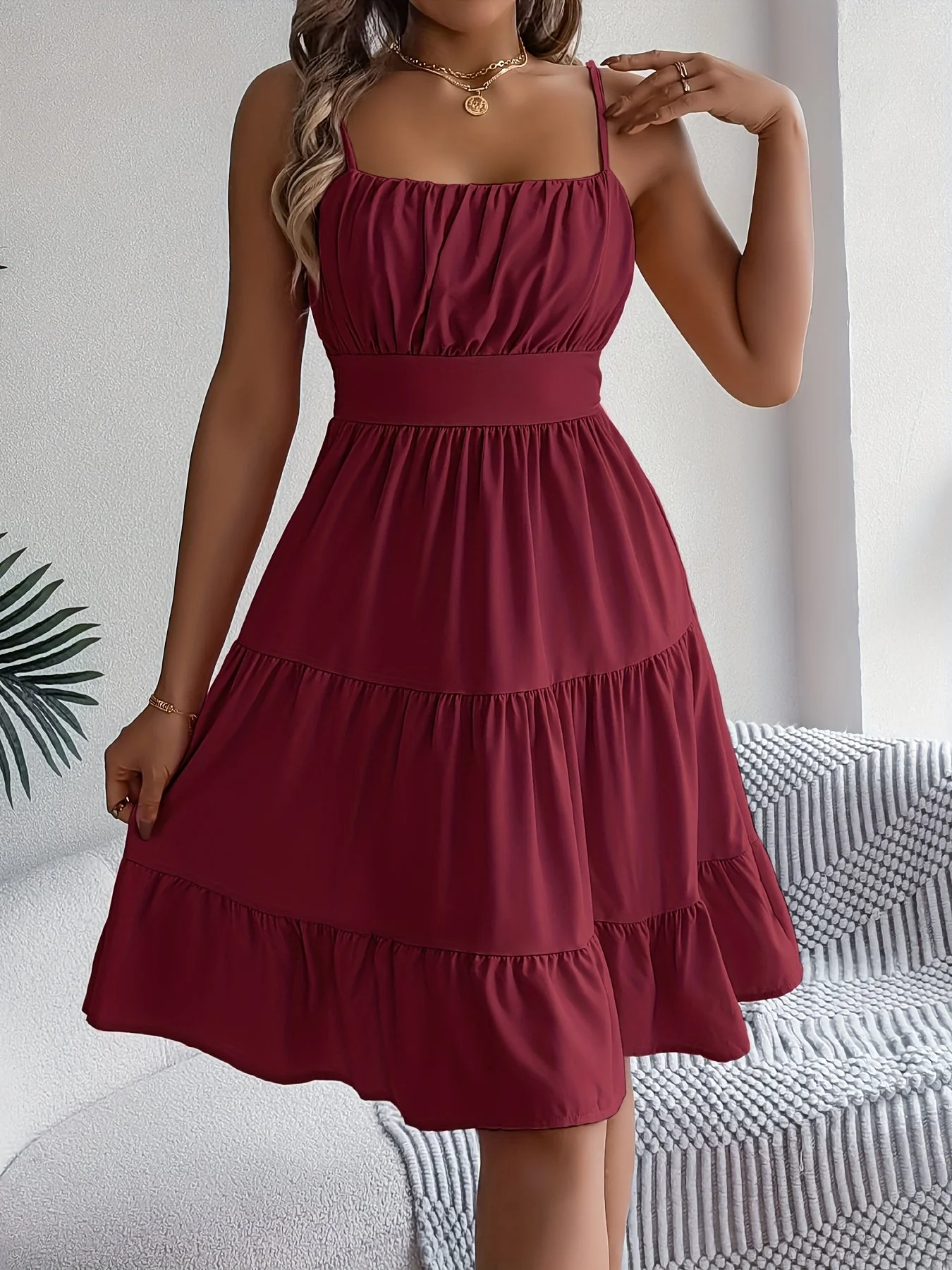 Robe d'été femme style décontracté à bretelles fines, volants, allure vacances - Image 4