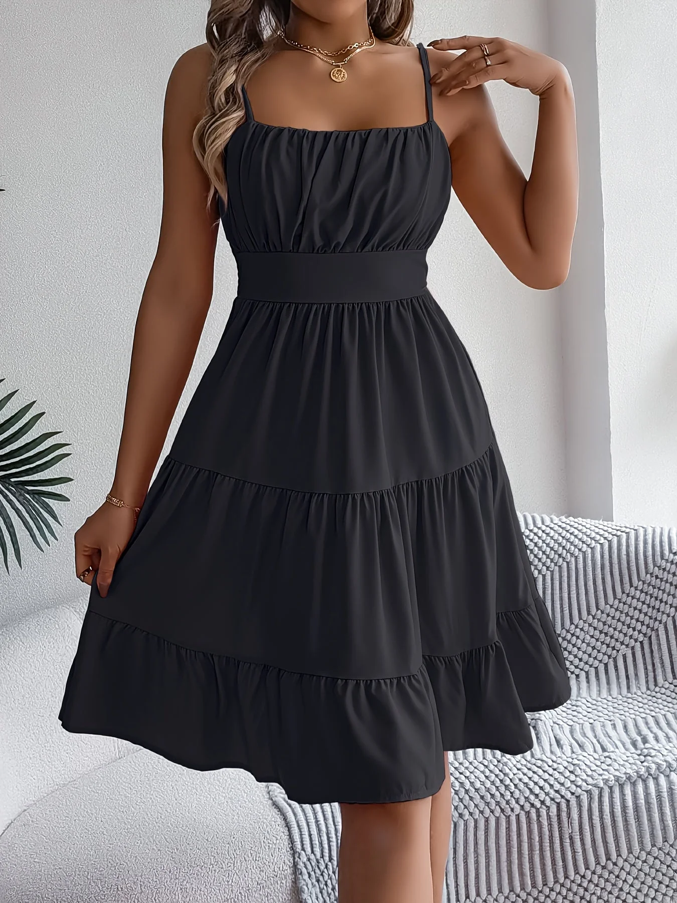 Robe d'été femme style décontracté à bretelles fines, volants, allure vacances - Image 8