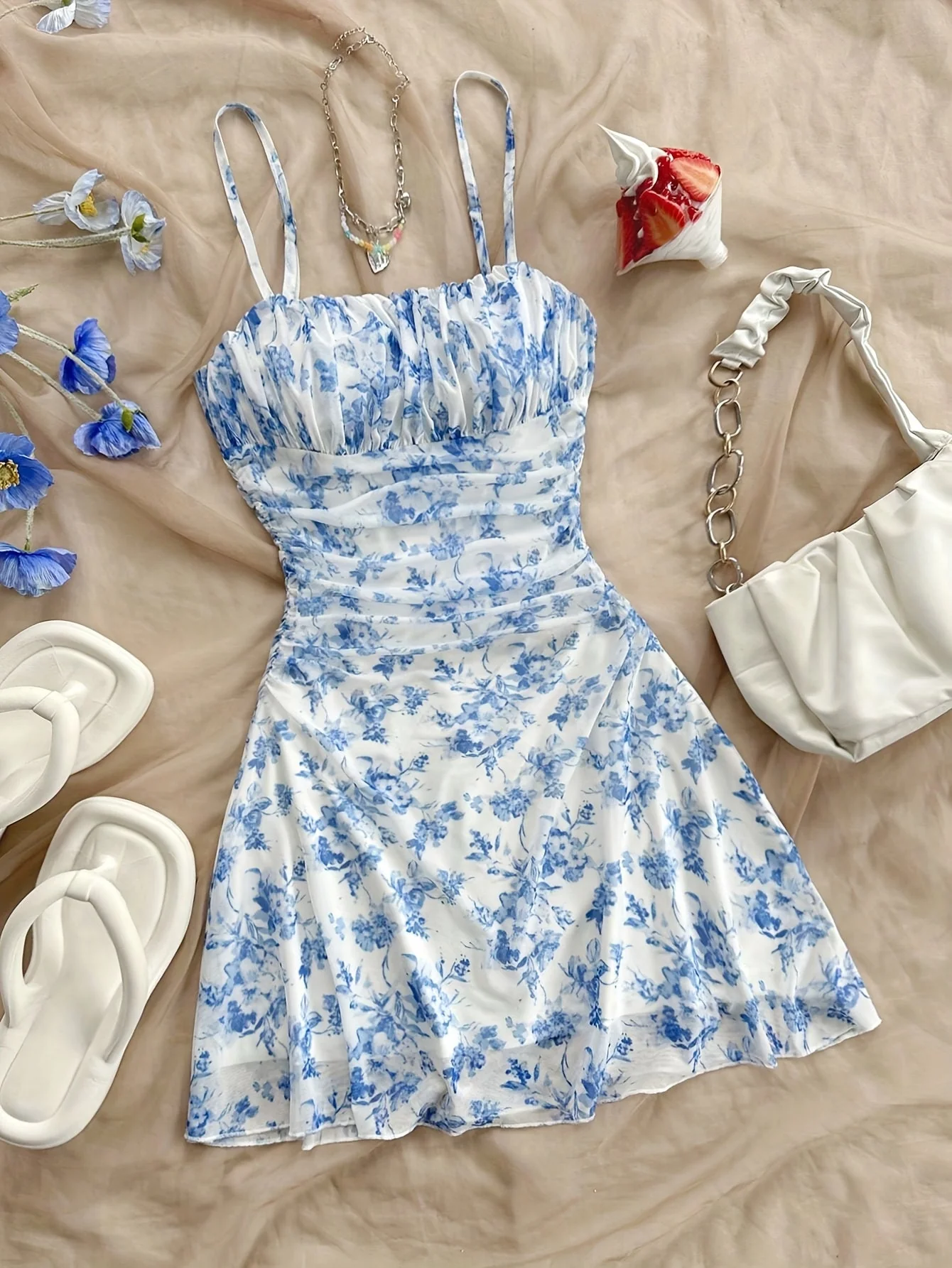 Robe d'été femme style élégant à bretelles fines, imprimé floral pour sorties et vacances - Image 2