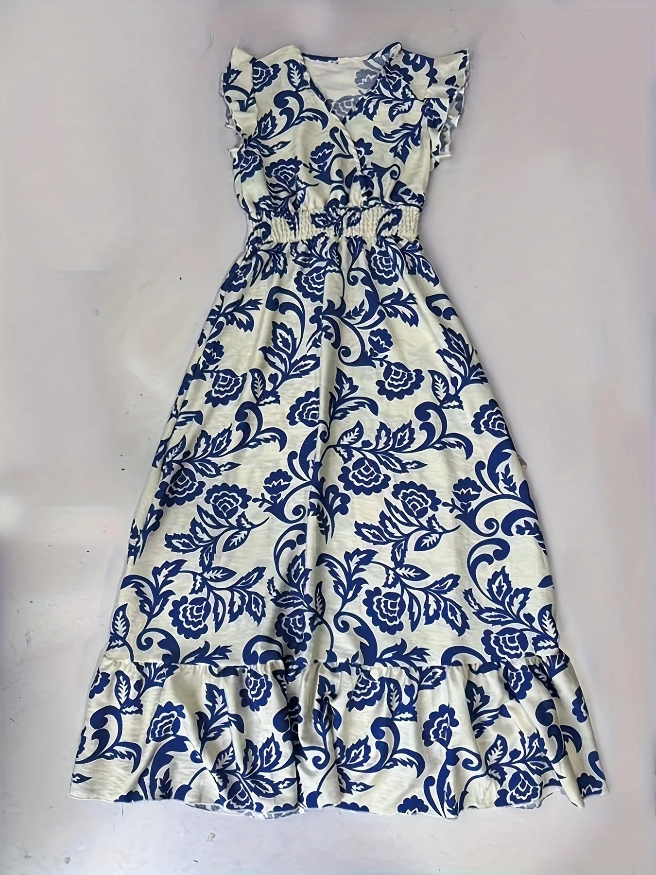 Robe longue élégante pour femme style vacances avec manches volantées et taille smockée - Image 10