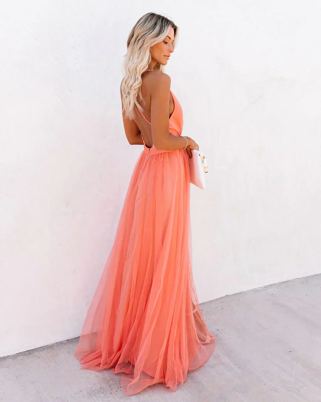Robe longue fluide femme style soirée élégante et estivale - Image 3