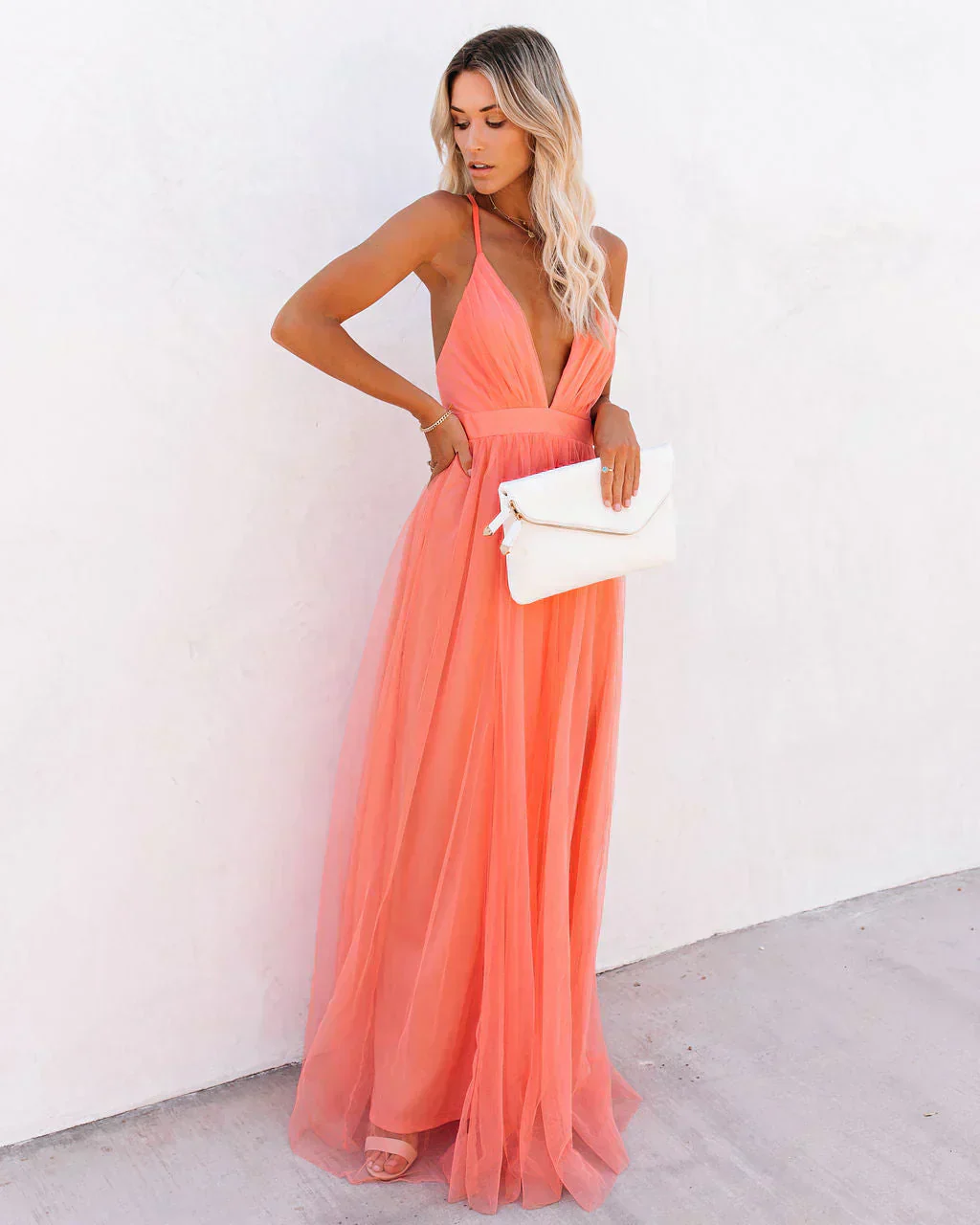 Robe longue fluide femme style soirée élégante et estivale - Image 4