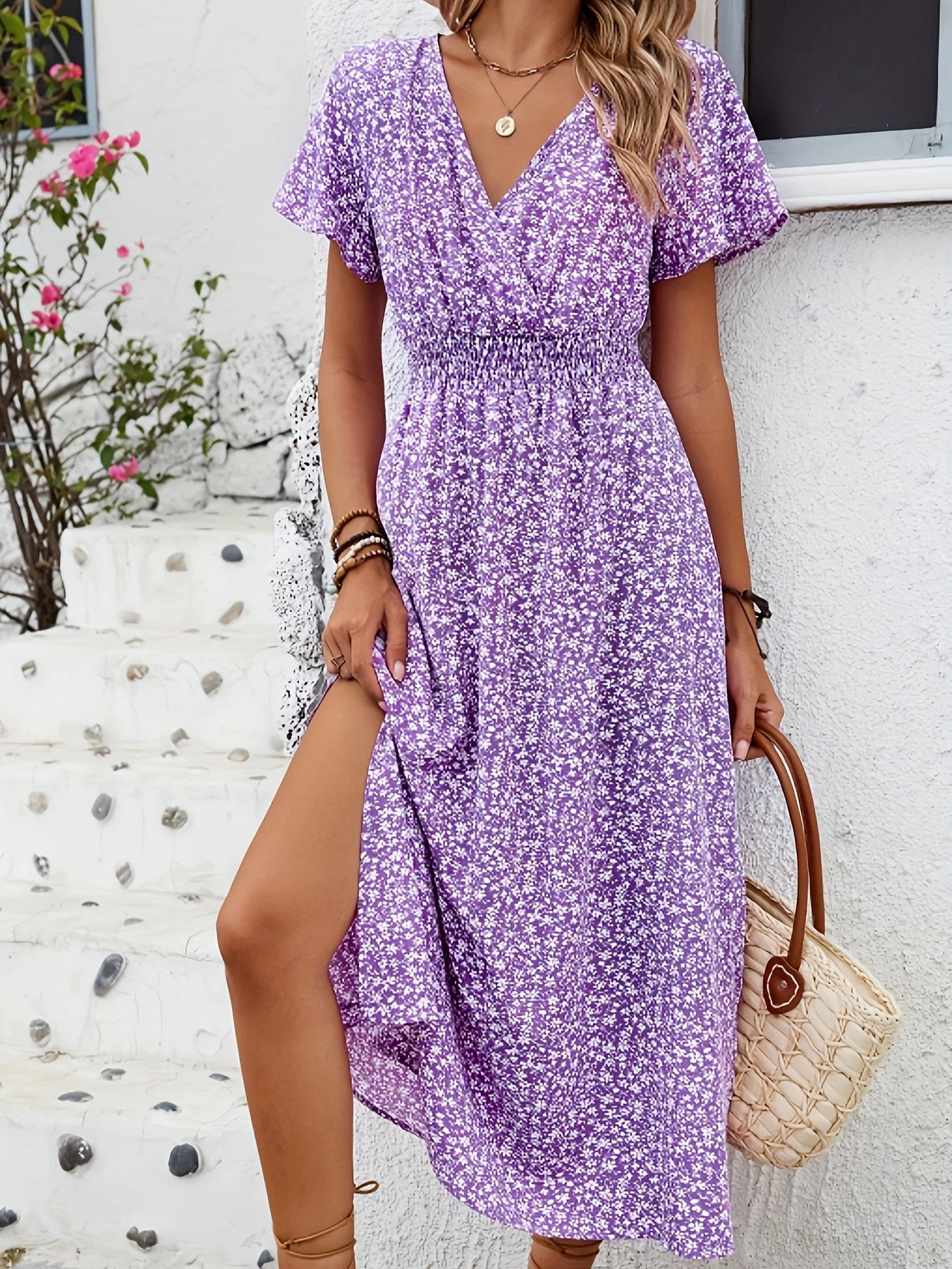 Robe longue portefeuille fleurie style bohème pour femme – Élégance estivale et décontractée - Image 2