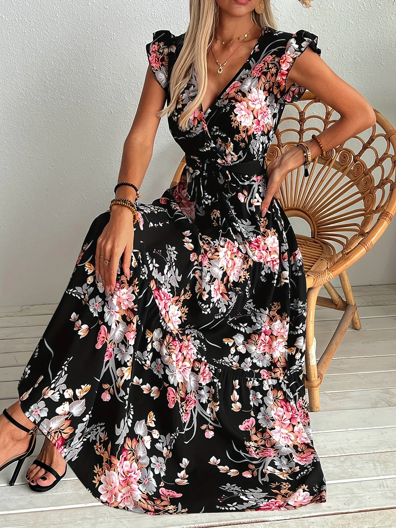 Robe longue portefeuille fleurie style vacances pour femme - Image 2