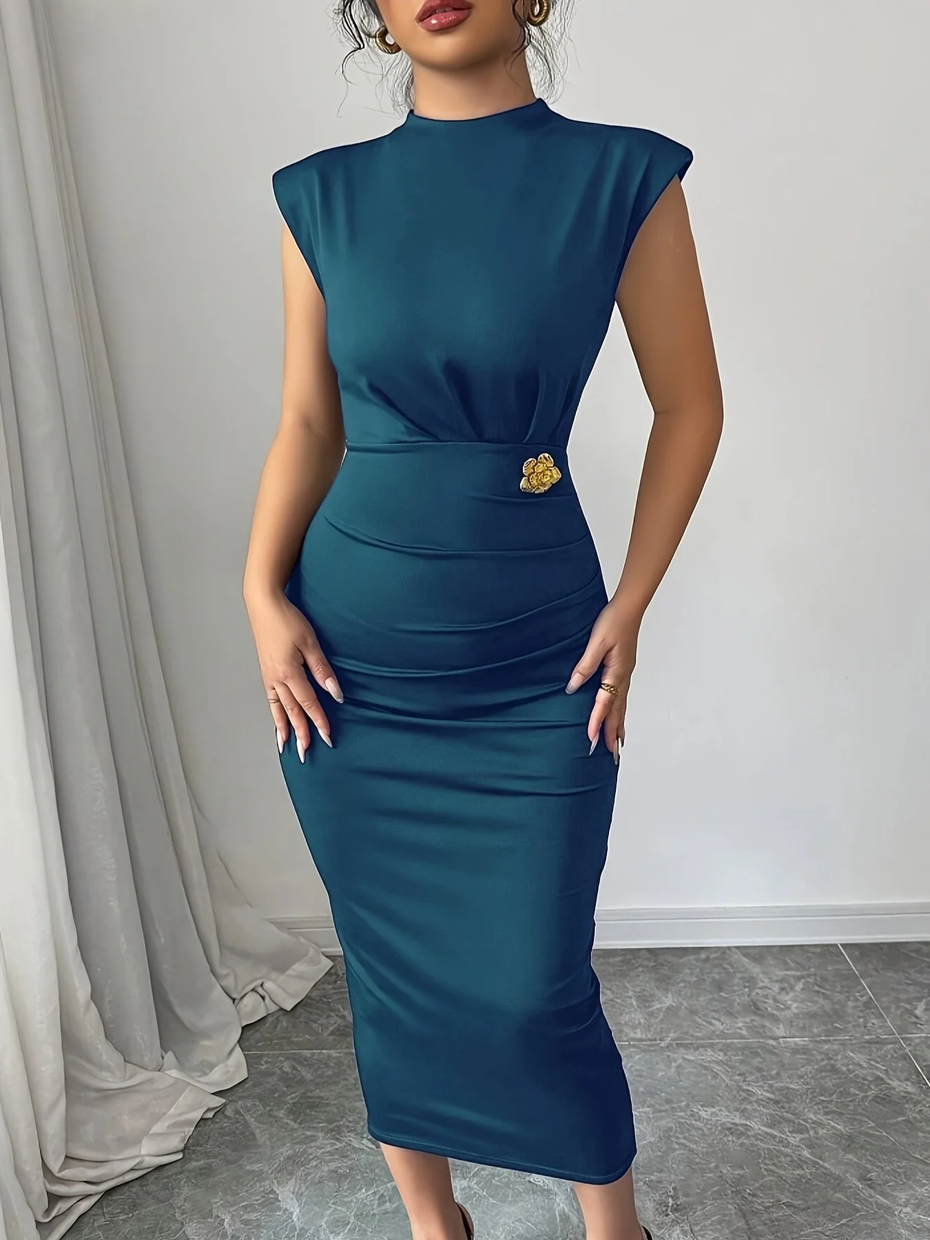 Robe mi-longue élégante femme style bodycon col montant soirée ou bureau - Image 7
