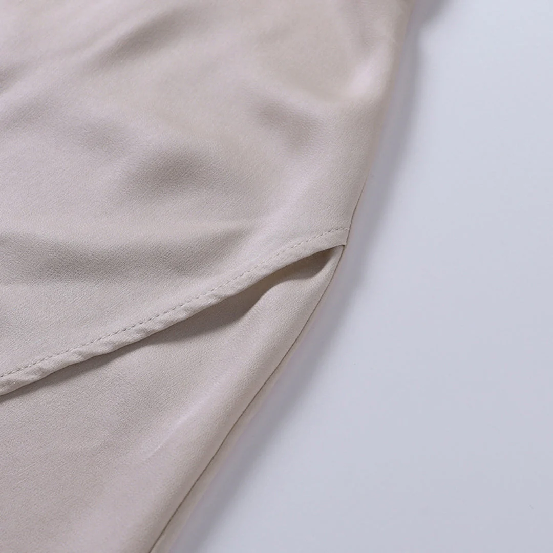 Robe de soirée longue femme fendue, décolleté croisé, élégance chic pour événements habillés - Image 9