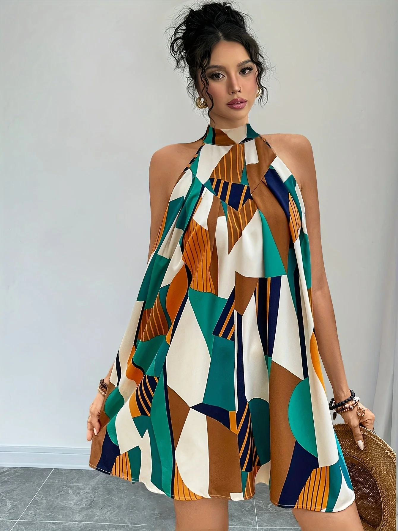 Robe trapèze élégante à imprimé artistique pour femme, style estival décontracté - Image 2