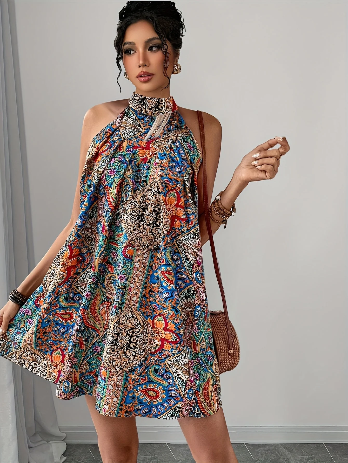 Robe trapèze élégante à imprimé artistique pour femme, style estival décontracté - Image 3