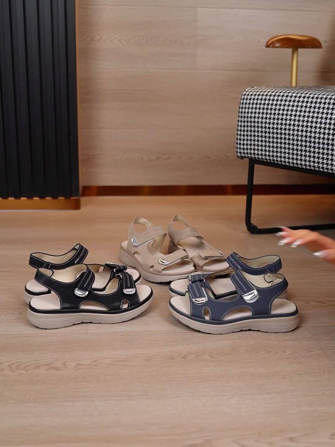Sandales compensées confort pour femme à scratch, style décontracté et marche estivale - Image 11