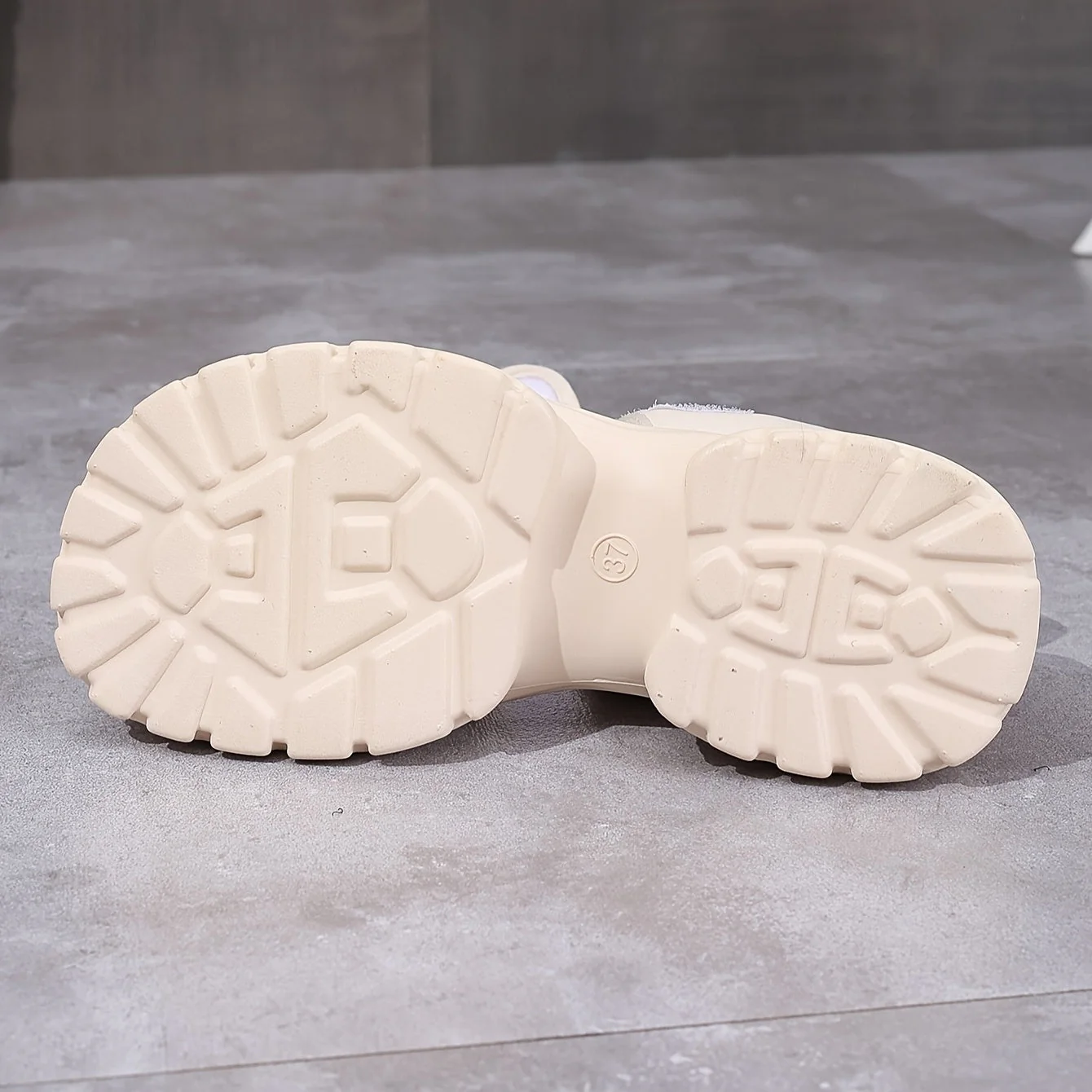 Sandales compensées élégantes pour femme à scratch – Style urbain décontracté - Image 7
