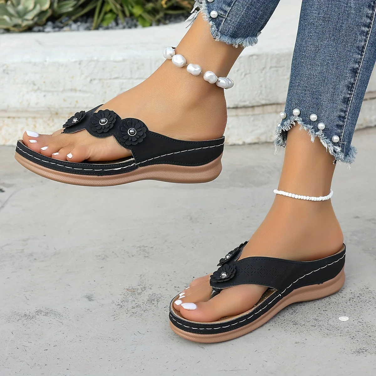 Sandales décontractées pour femme à talon plat style tongs avec fleurs – Idéal pour l’été - Image 6