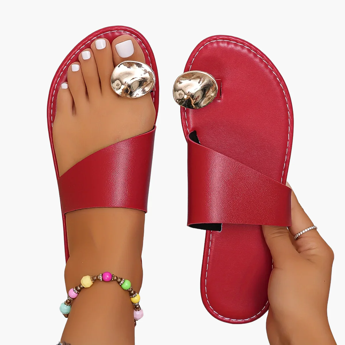 Sandales plates élégantes pour femme à ornement doré style été décontracté - Image 15