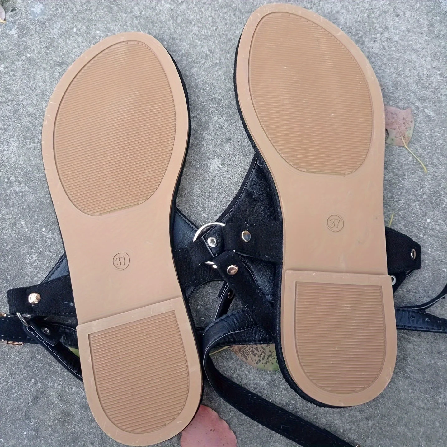 Sandales T-strap tendance pour femme style décontracté été - Image 5