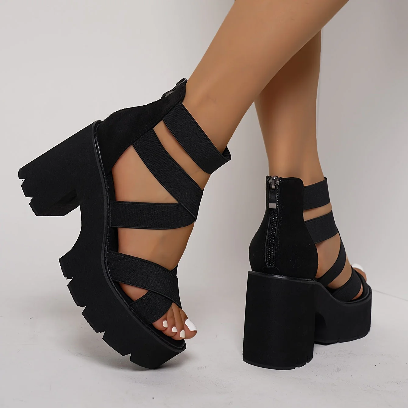 Sandales à talon plateforme pour femme, style tendance, idéales pour toutes occasions - Image 3