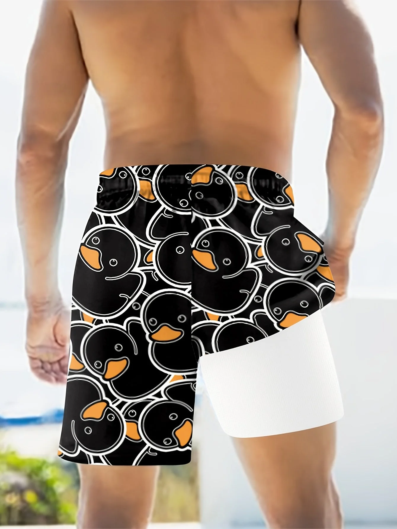 Short de bain homme motif canard jaune style amusant pour piscine et plage - Image 10