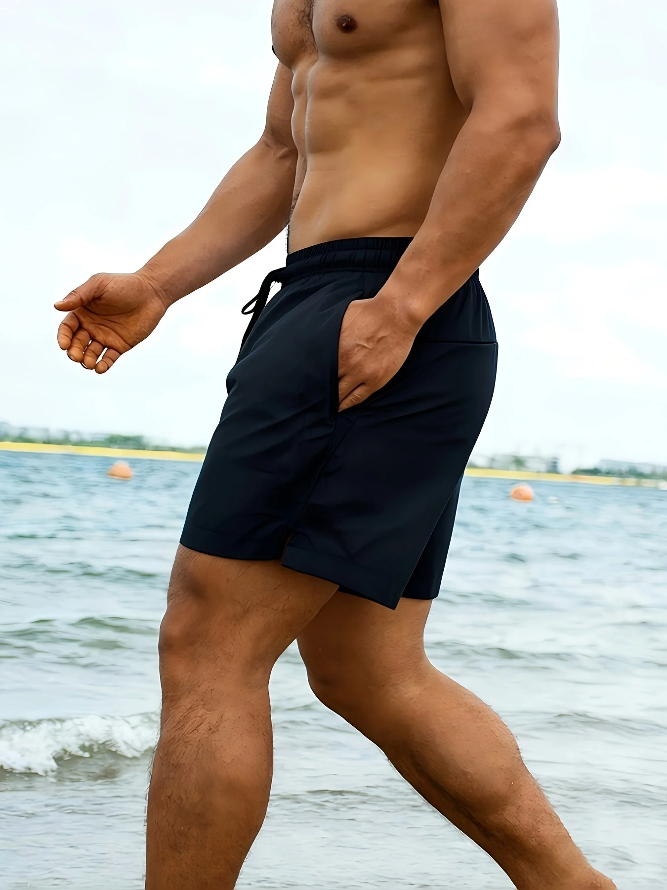 Short de bain homme style vacances – coupe régulière, look moderne pour la plage ou la piscine - Image 4