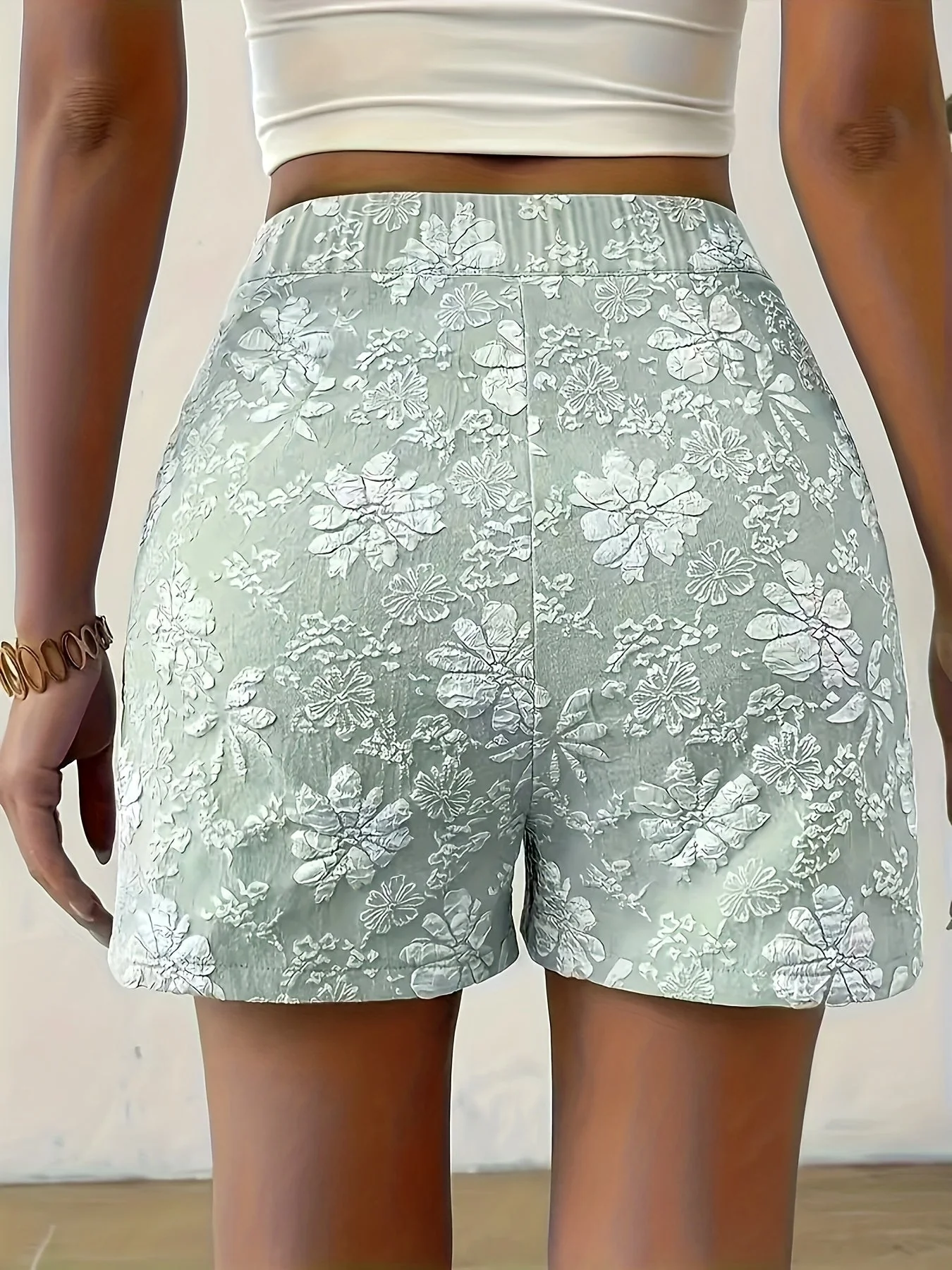 Short élégant femme taille haute brodé style chic pour l'été - Image 6