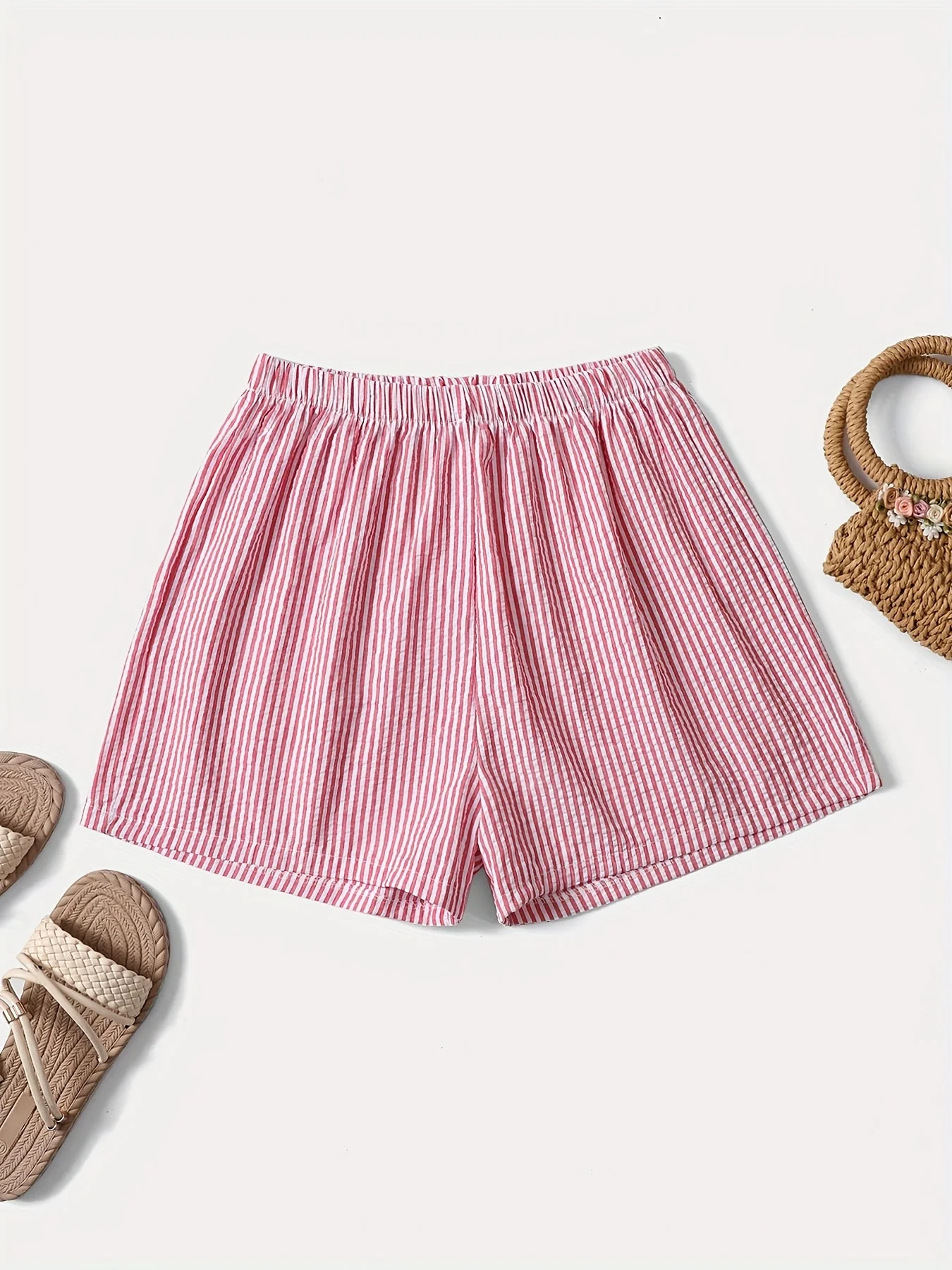 Short élégant à rayures pour femme, style décontracté idéal pour l'été - Image 3