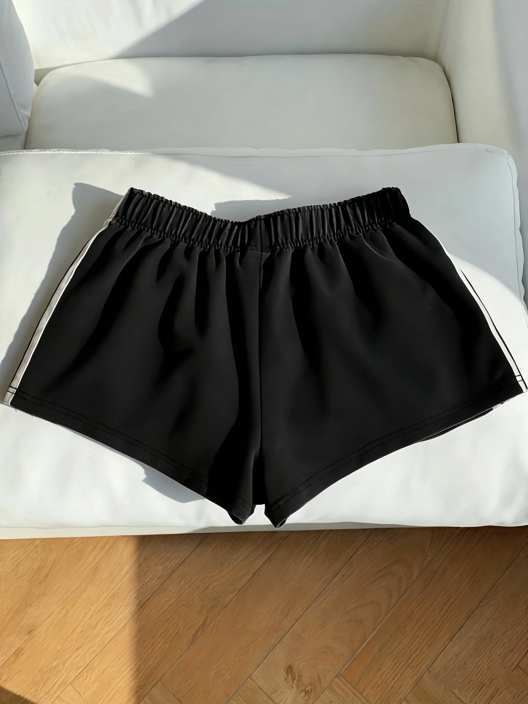 Shorts de sport femme à bandes latérales style décontracté pour running et loisirs - Image 6