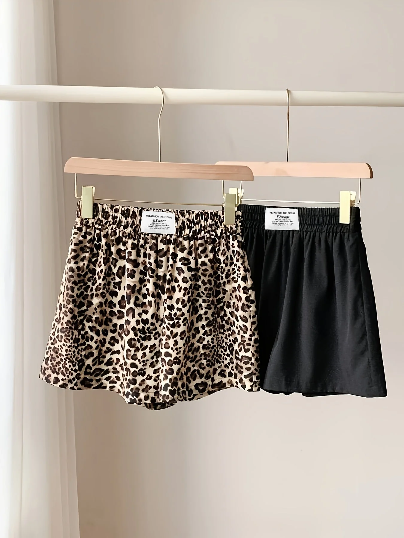Shorts décontractés femme style léopard et uni parfaits pour l'été - Image 4