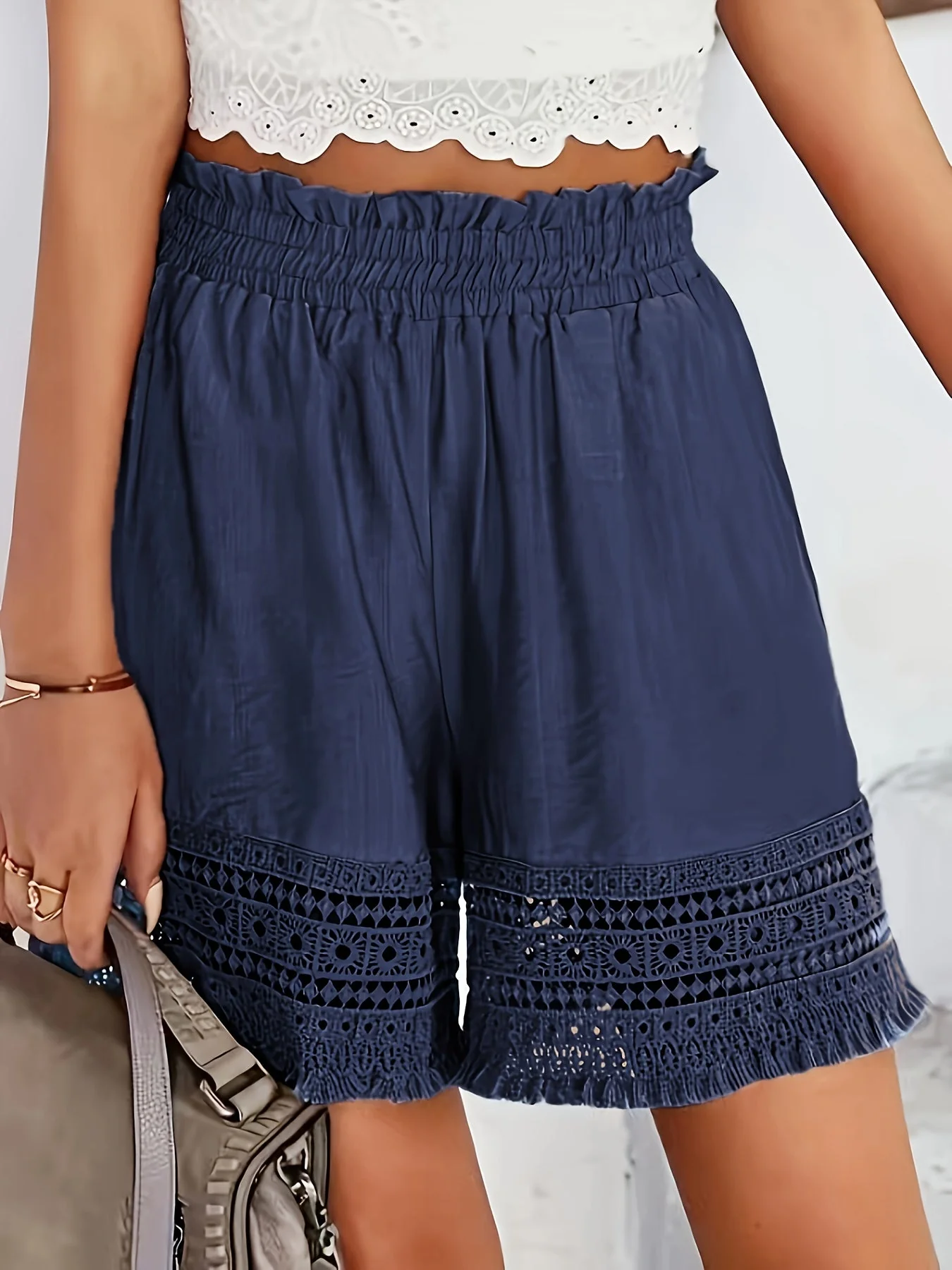 Shorts femme style bohème à taille froncée pour l'été, idéal pour les vacances et le quotidien - Image 5