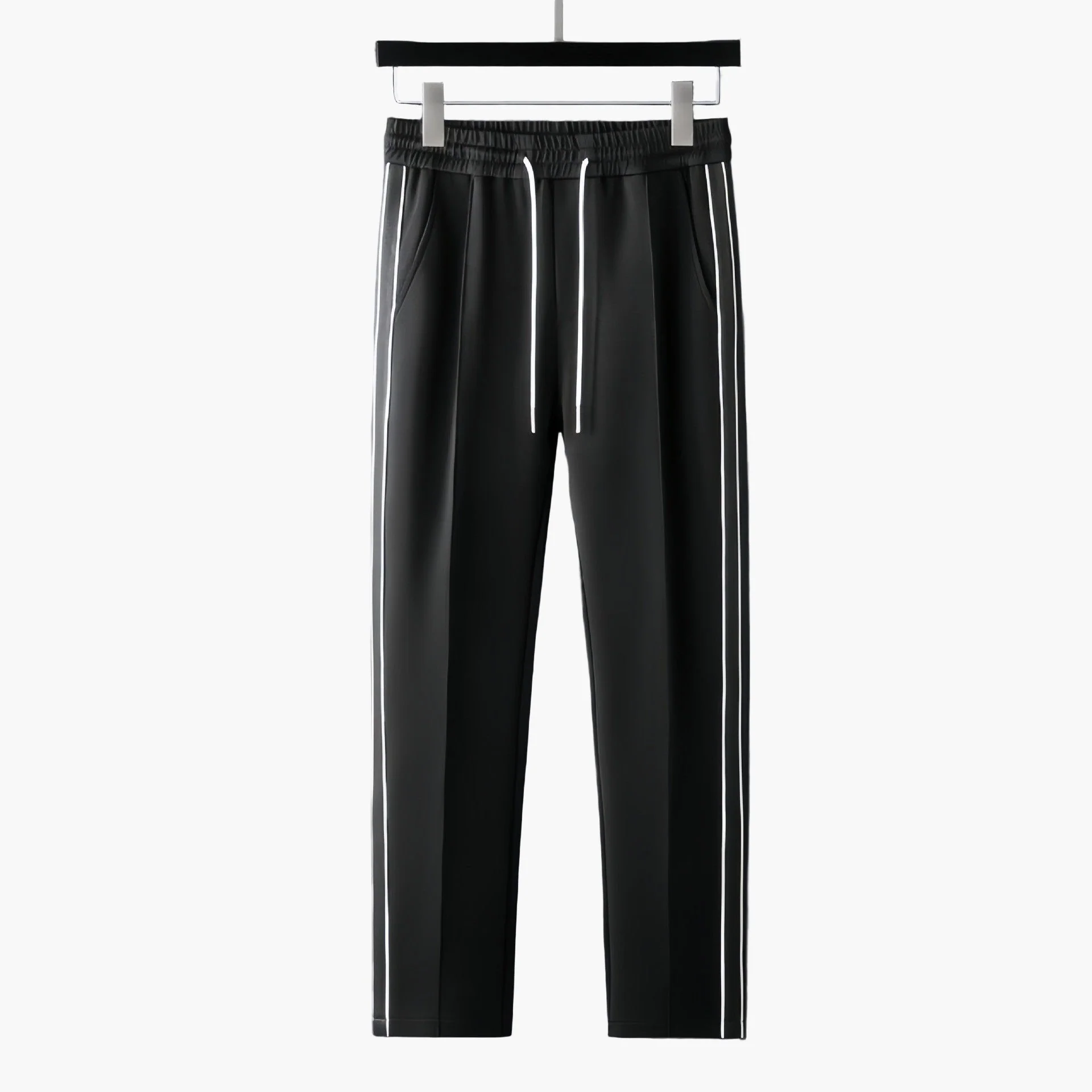 Survêtement homme style sportif moderne pour entraînement et loisirs - Image 3