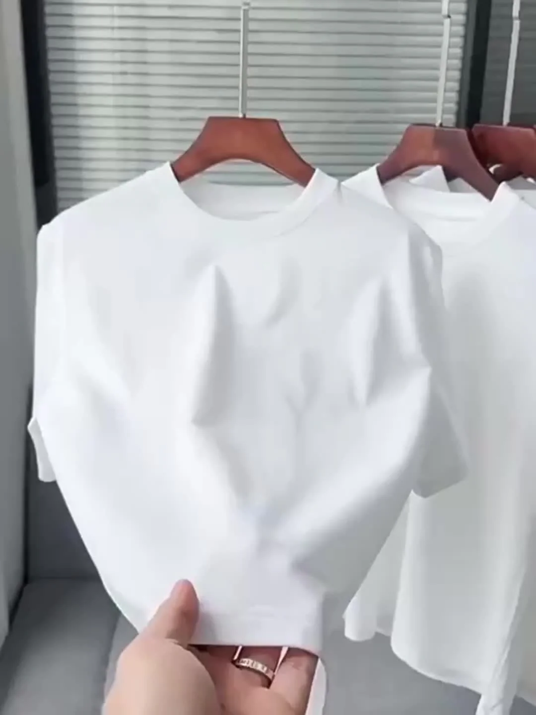 T-shirt basique style décontracté pour homme - Coupe droite, manches courtes, idéal au quotidien - Image 11