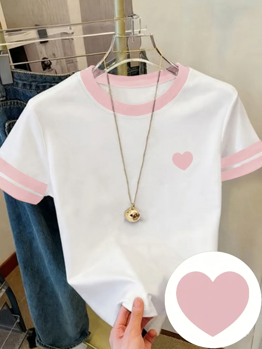 T-shirt décontracté pour femme avec cœur imprimé style sport chic - Image 13