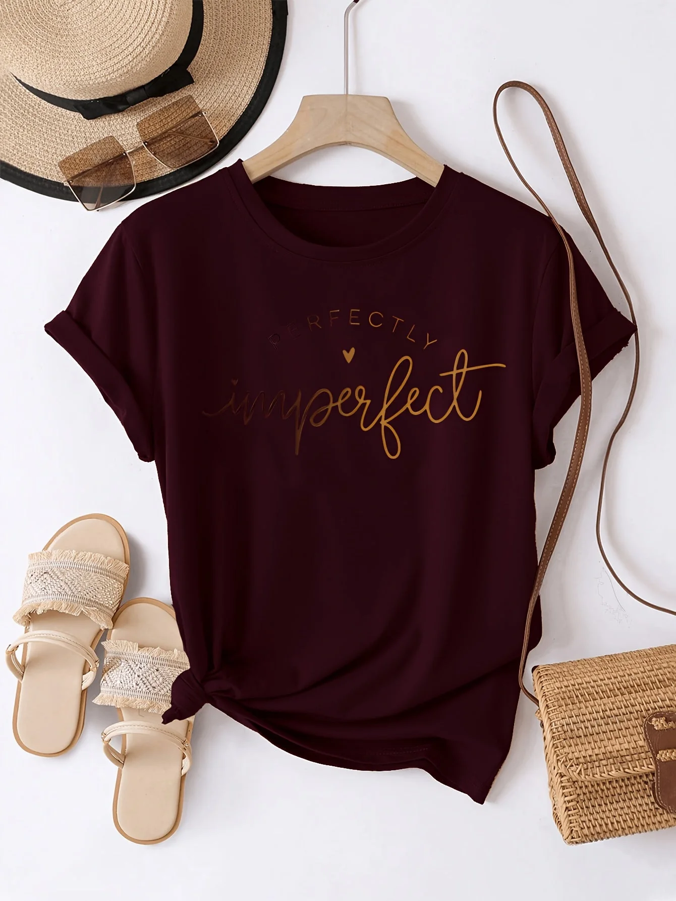 T-shirt décontracté femme à message "Perfectly Imperfect" style moderne et inspirant - Image 2