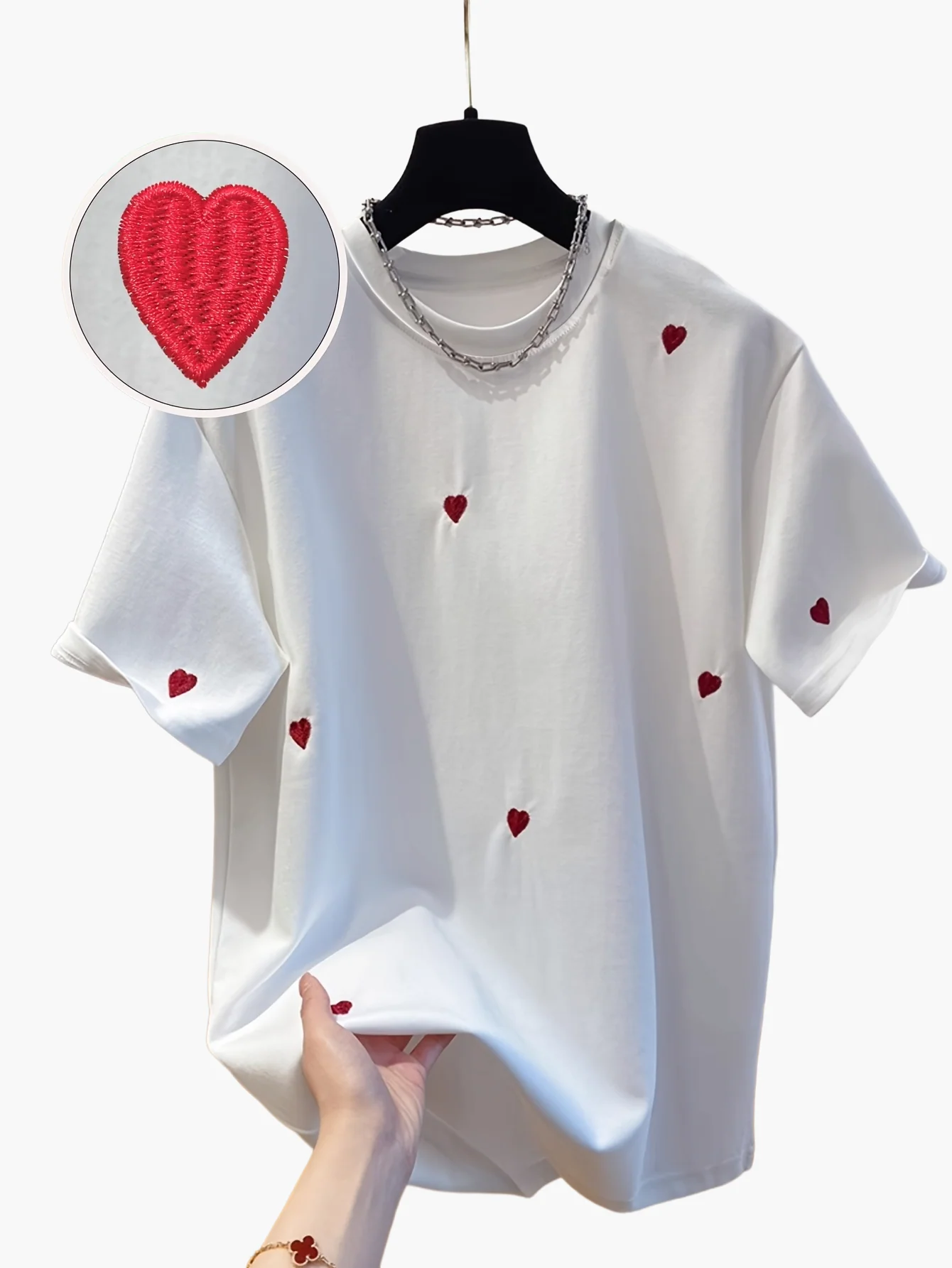 T-shirt décontracté à motif cœur brodé pour femmes, style tendance et usage quotidien - Image 9